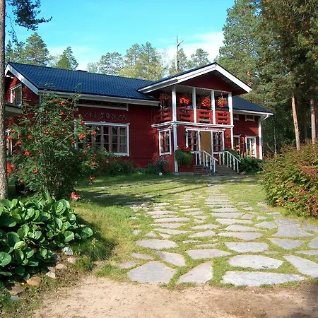 Loma-asunnot Loma-vietonen Holiday Village