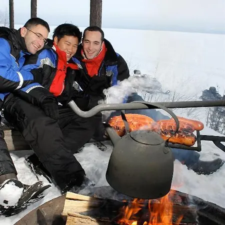 Loma-vietonen Holiday Village Meltosjarvi