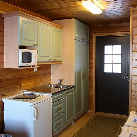 Loma-vietonen Holiday Village Holiday home