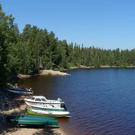 Loma-vietonen Holiday Village Dom wakacyjny Meltosjärvi