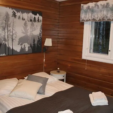 Loma-vietonen Holiday Village