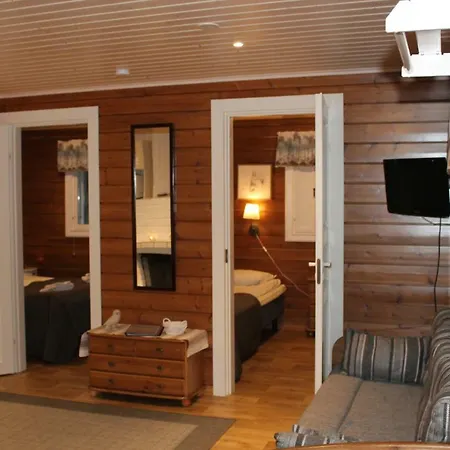 Loma-vietonen Holiday Village Loma-asunnot