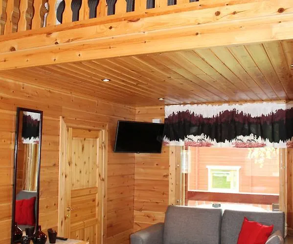 ロマ ヴィートネン ホリデー ビレッジ 別荘